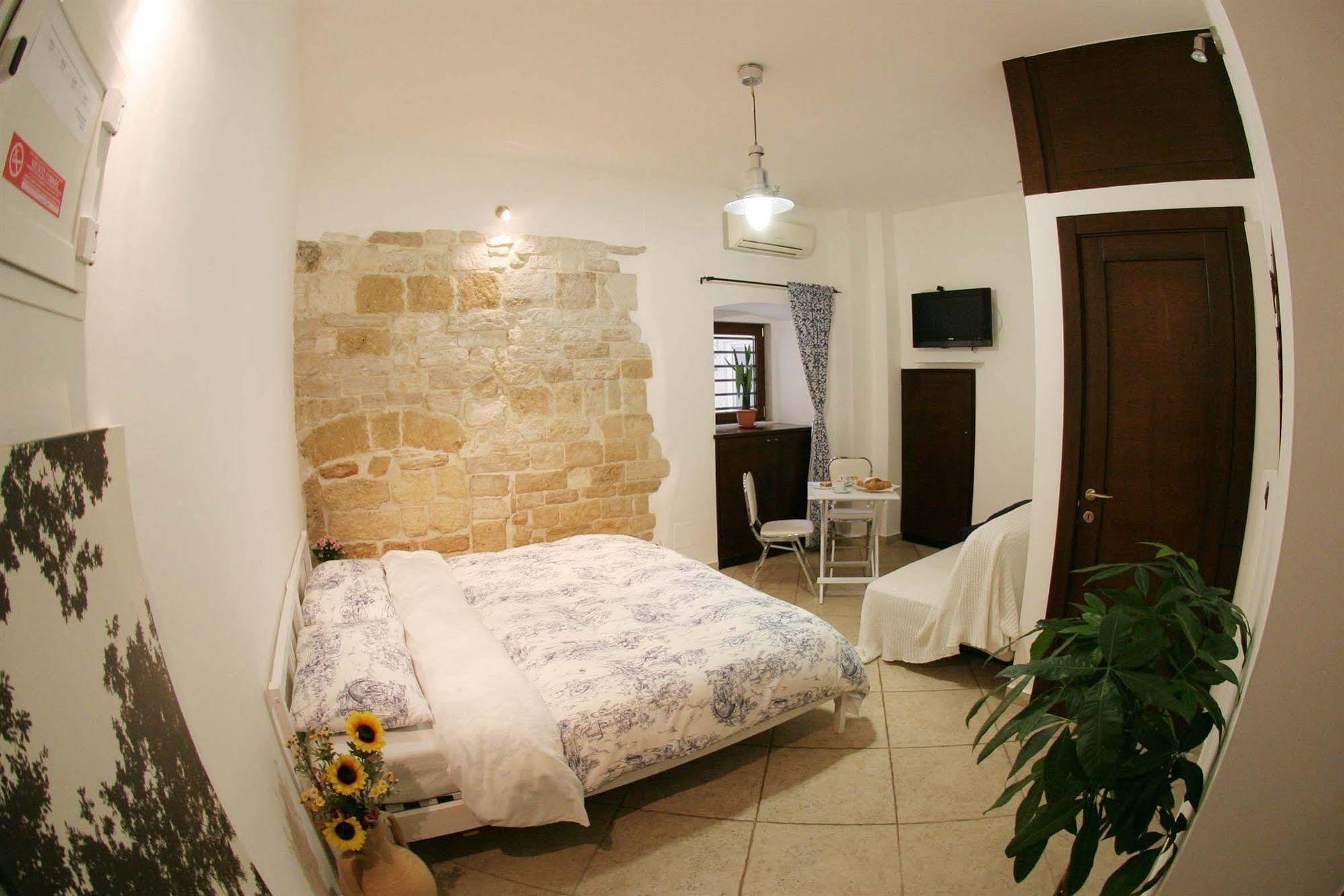 Saint Nicholas Plaza Gasthof 3*